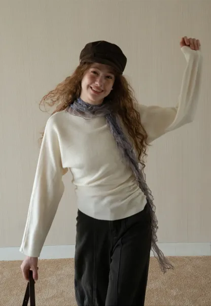 Women’s Boat Neck Knitted Sweater