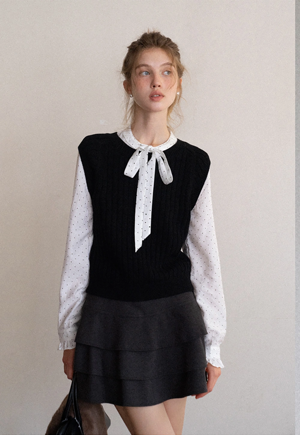 Womens Solid Color Ribbed Sweater Vest