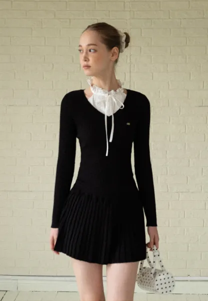 Women Elegant Pleated Skirt and Sweater Set