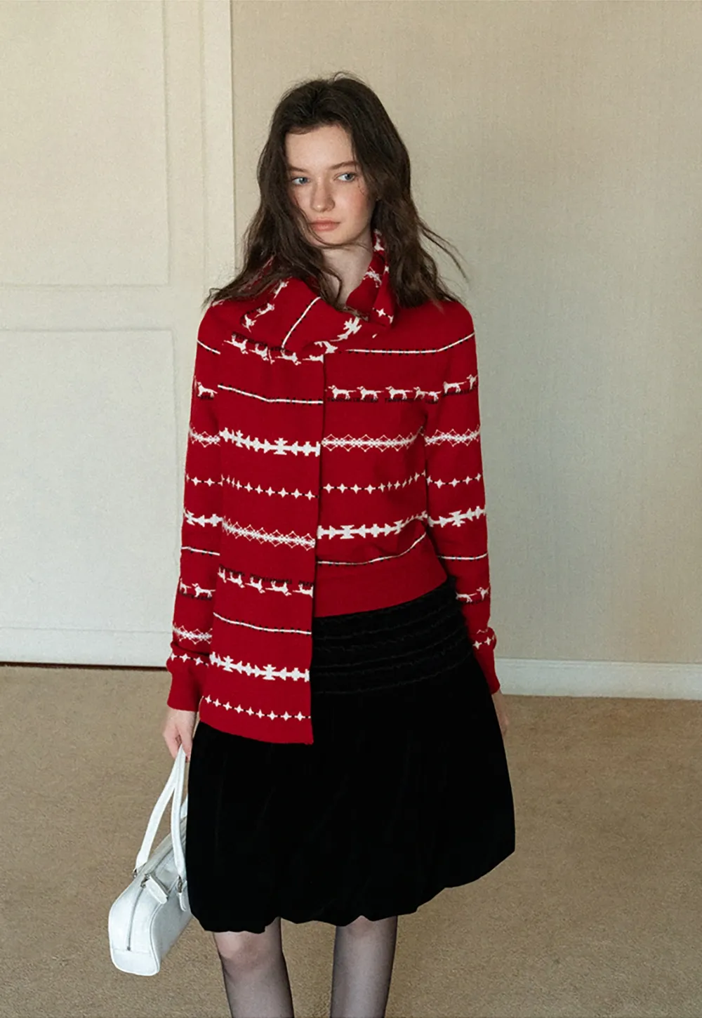 Women Velvet Bubble Skirt with Ruched Waist Design