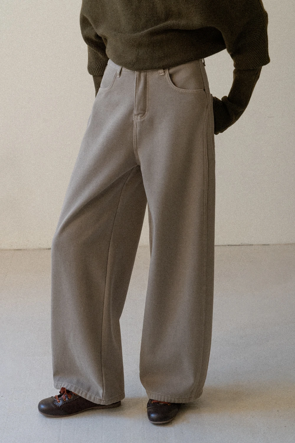 Loose Fleece-Lined Jeans with Tassel Belt