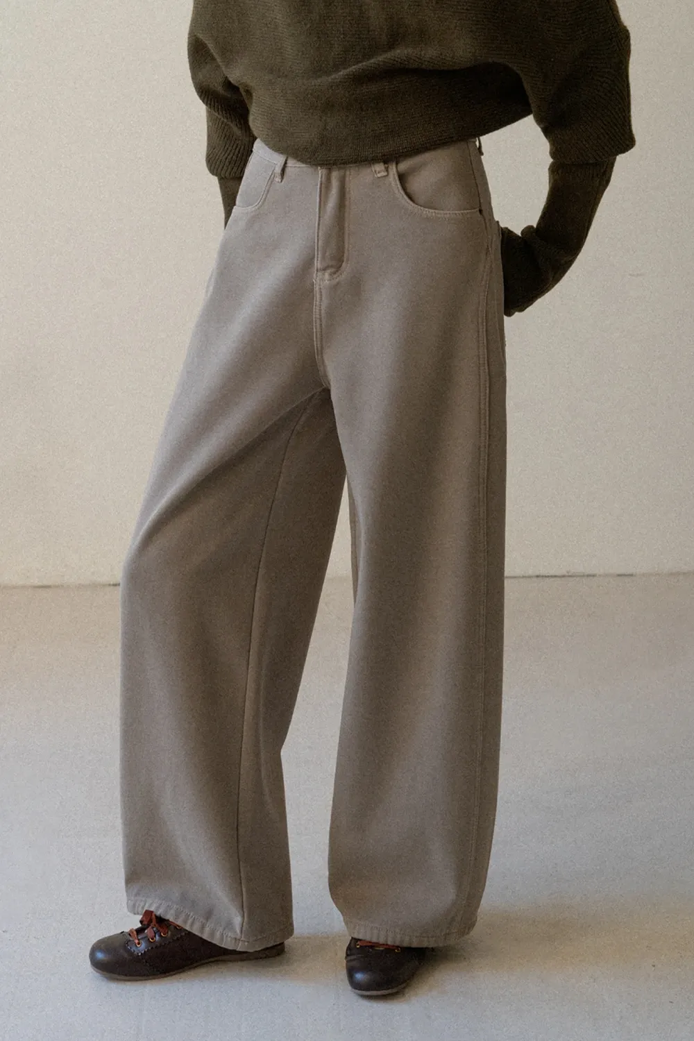 Loose Fleece-Lined Jeans with Tassel Belt