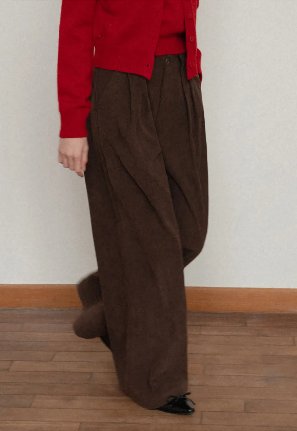 Pleated Wide-Leg Corduroy Pants