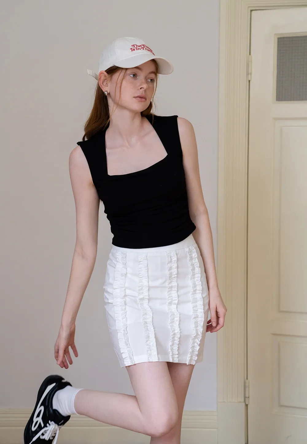 Women’s White Ruffled Skirt