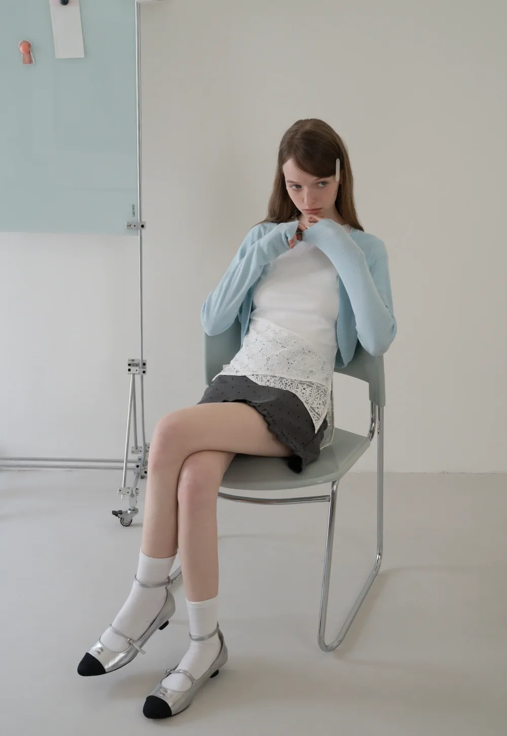 Asymmetric Hem T-Shirt with Lace Panel