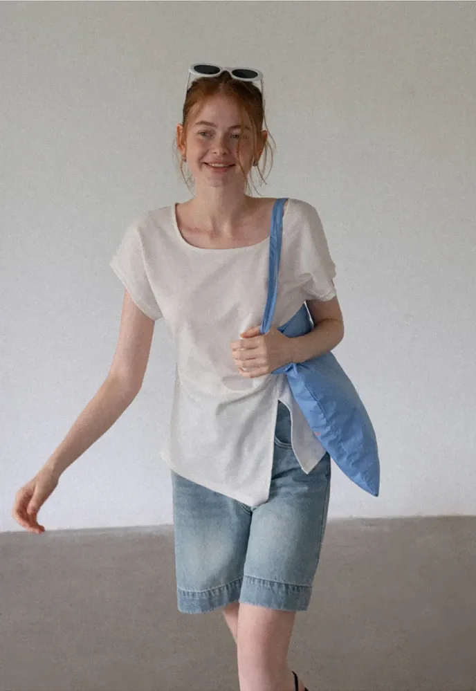 Women’s Asymmetrical Side-Twist Tee