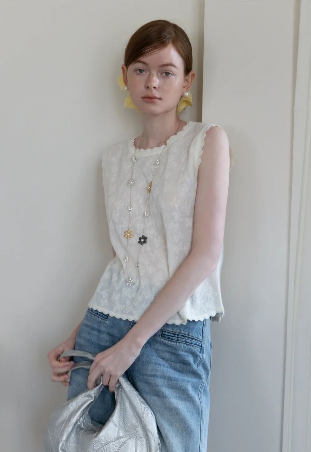 Women’s Sleeveless Lace Top with Scalloped Trim