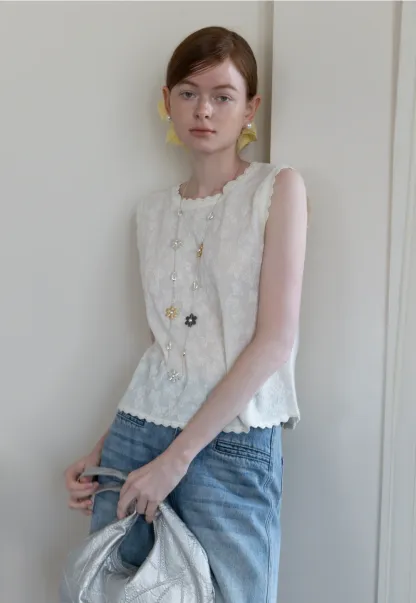 Women’s Sleeveless Lace Top with Scalloped Trim