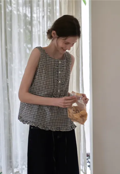 Vintage Gingham Sleeveless Blouse