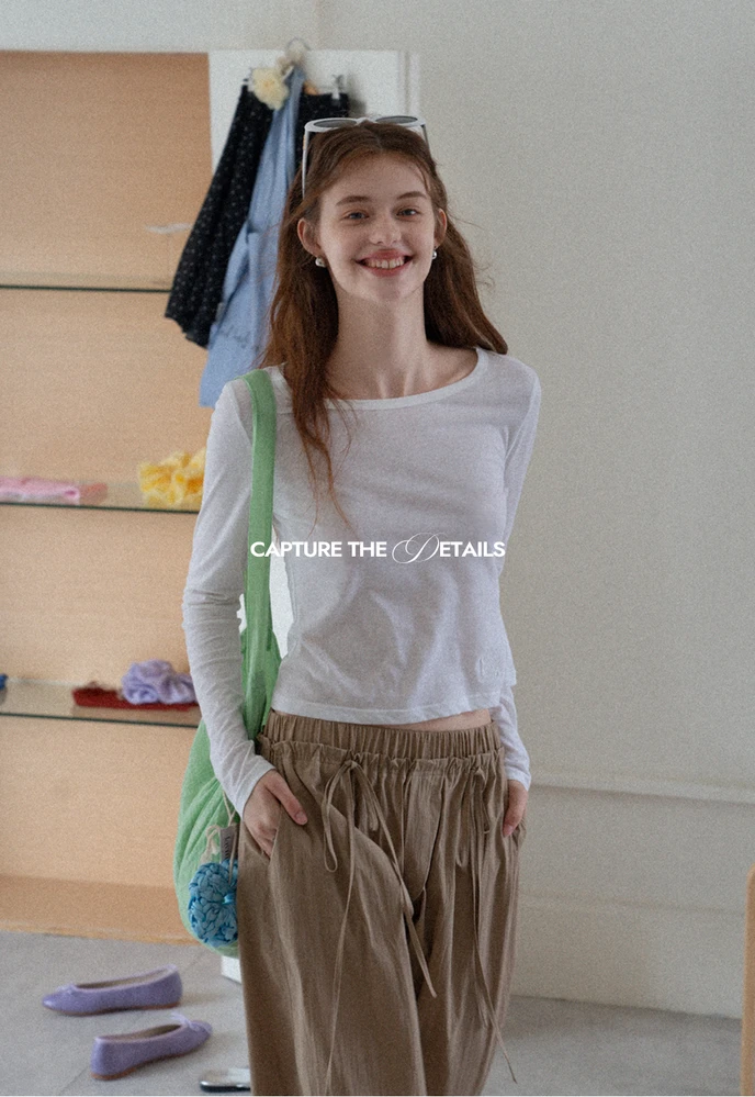 Women’s Cropped Long-Sleeve Tee