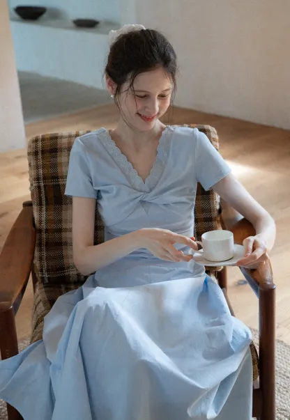 Women's Twist Front Short Sleeve Midi Dress