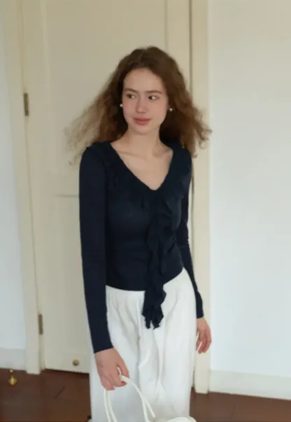 Ruffled V-Neck Long Sleeve Top