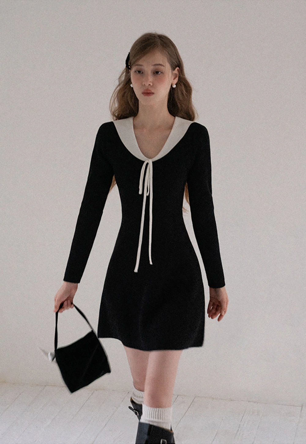 Womens Contrast Tie Collar Knit Dress