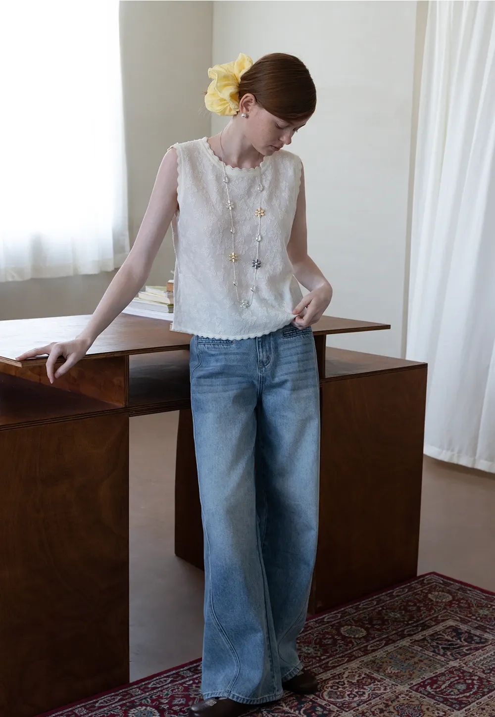 Women’s Sleeveless Lace Top with Scalloped Trim