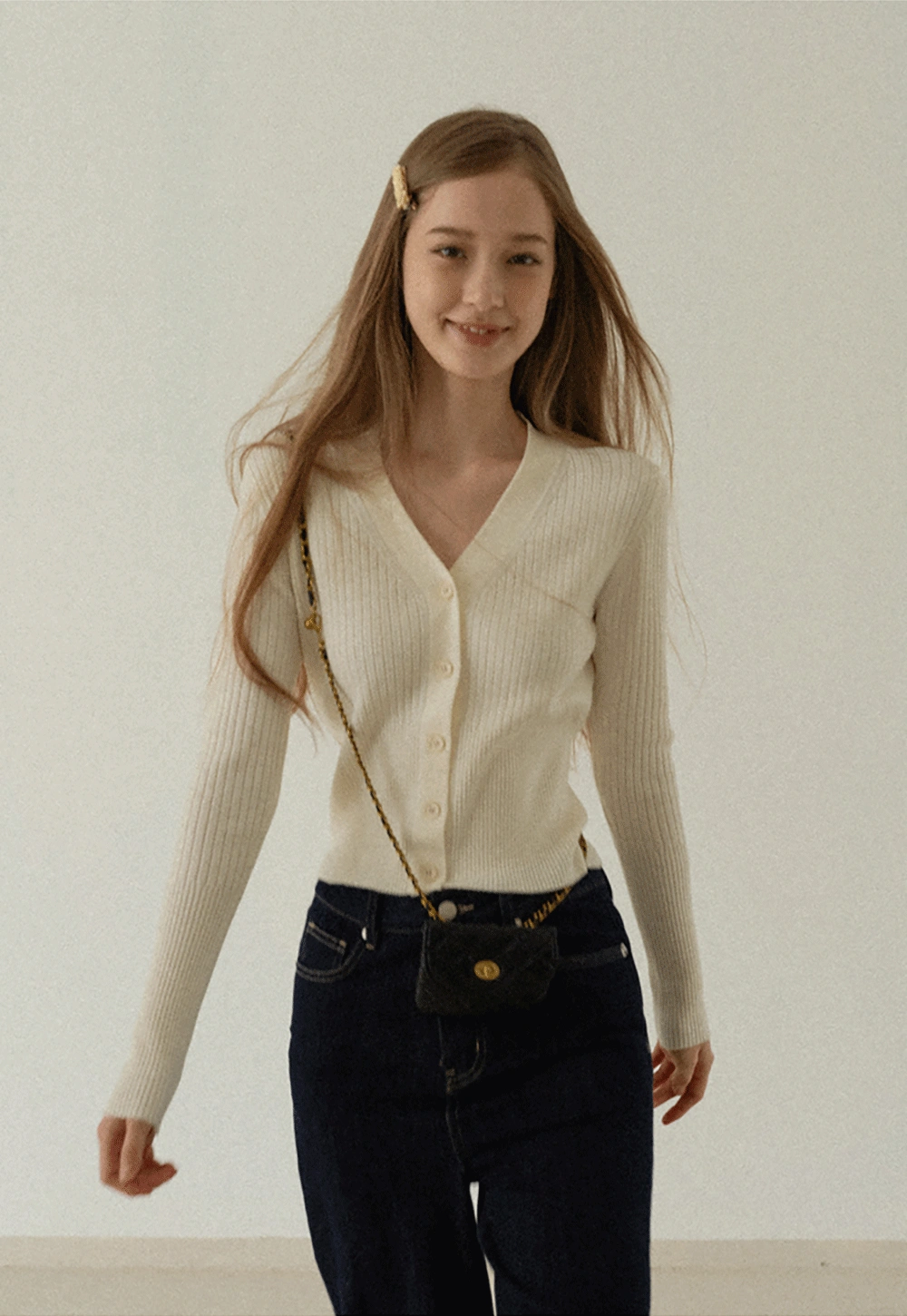 Women’s Ribbed V-Neck Cardigan with Button Detail