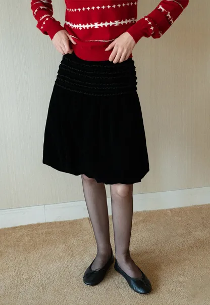 Women Velvet Bubble Skirt with Ruched Waist Design
