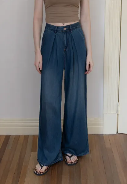 Relaxed Pleated Wide-Leg Denim Trousers