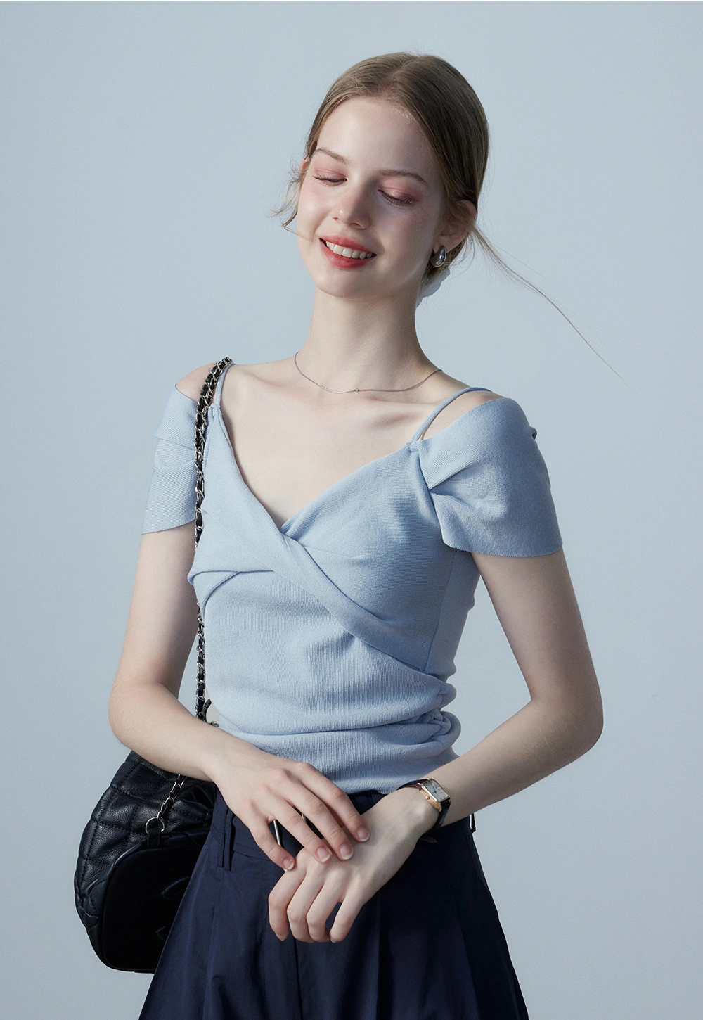 Women's Off Shoulder Short Sleeve Knit Top