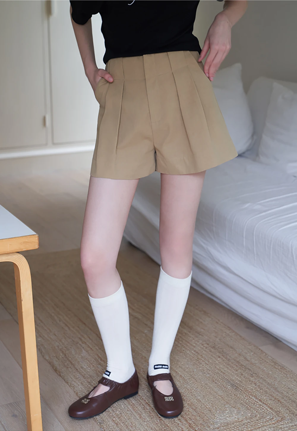 Women’s High-Waist Pleated Tailored Shorts