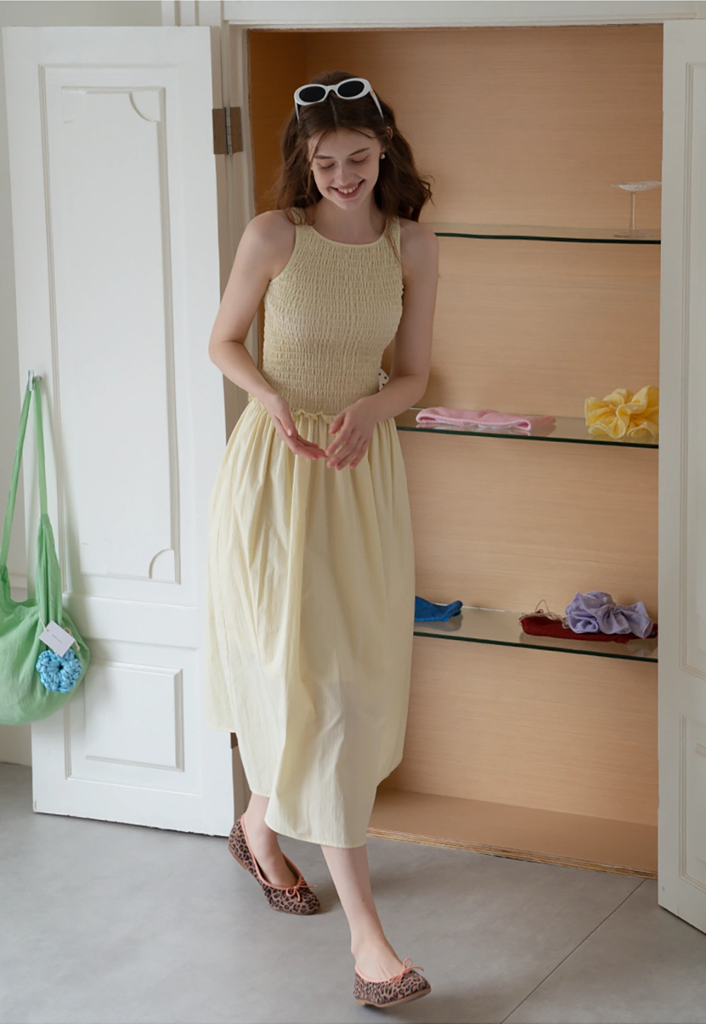 Women's Sleeveless Smocked Midi Dress