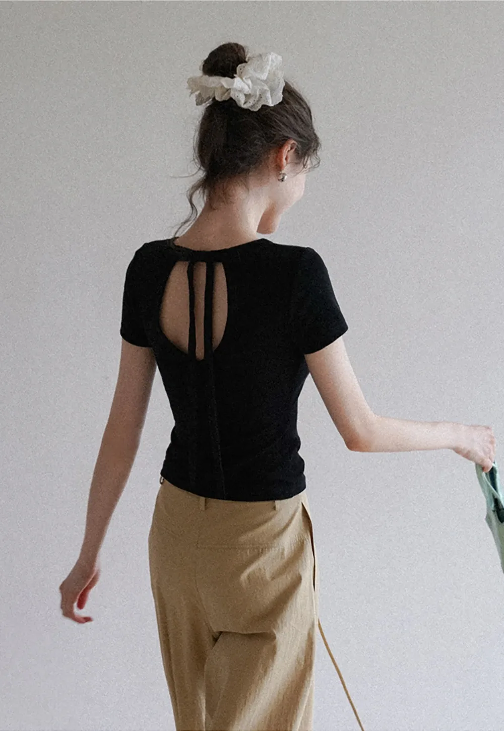 Women’s Backless Tie Short Sleeve Top