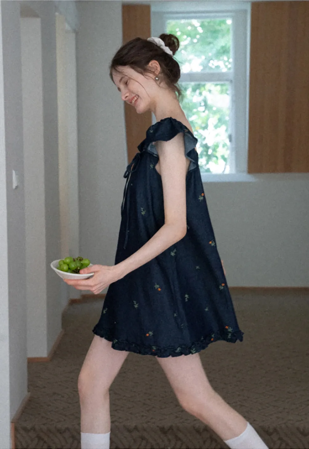 Flutter-Sleeve Floral Tie-Front Mini Dress