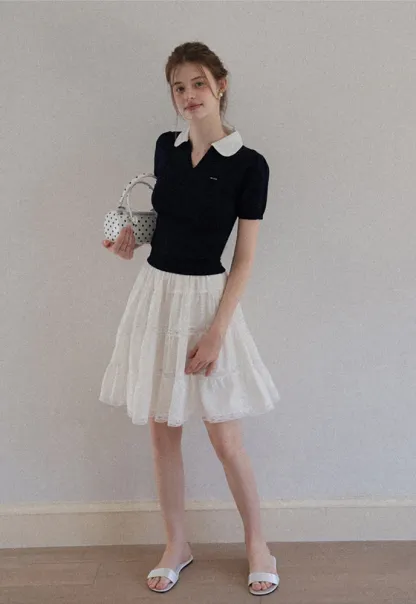 Women Contrast Collar Knit Polo Top