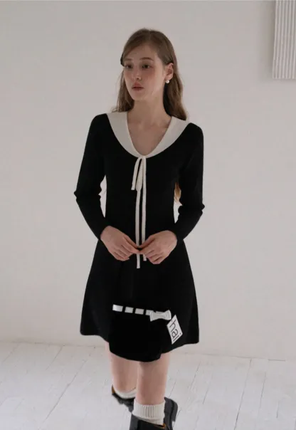 Womens Contrast Tie Collar Knit Dress