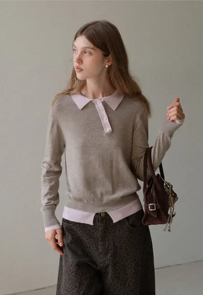 Contrast Collar Knit Top