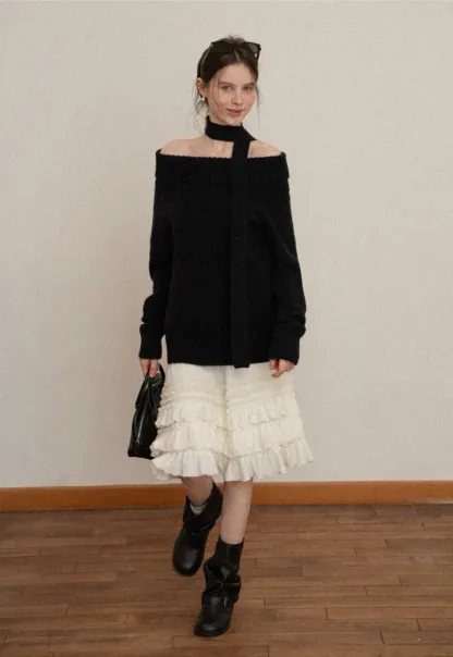 Women White Ruffled Skirt with Tiered Design