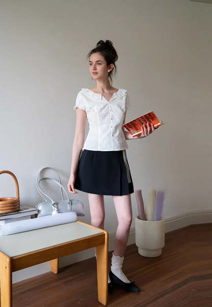Women's Eyelet Lace V-Neck Blouse
