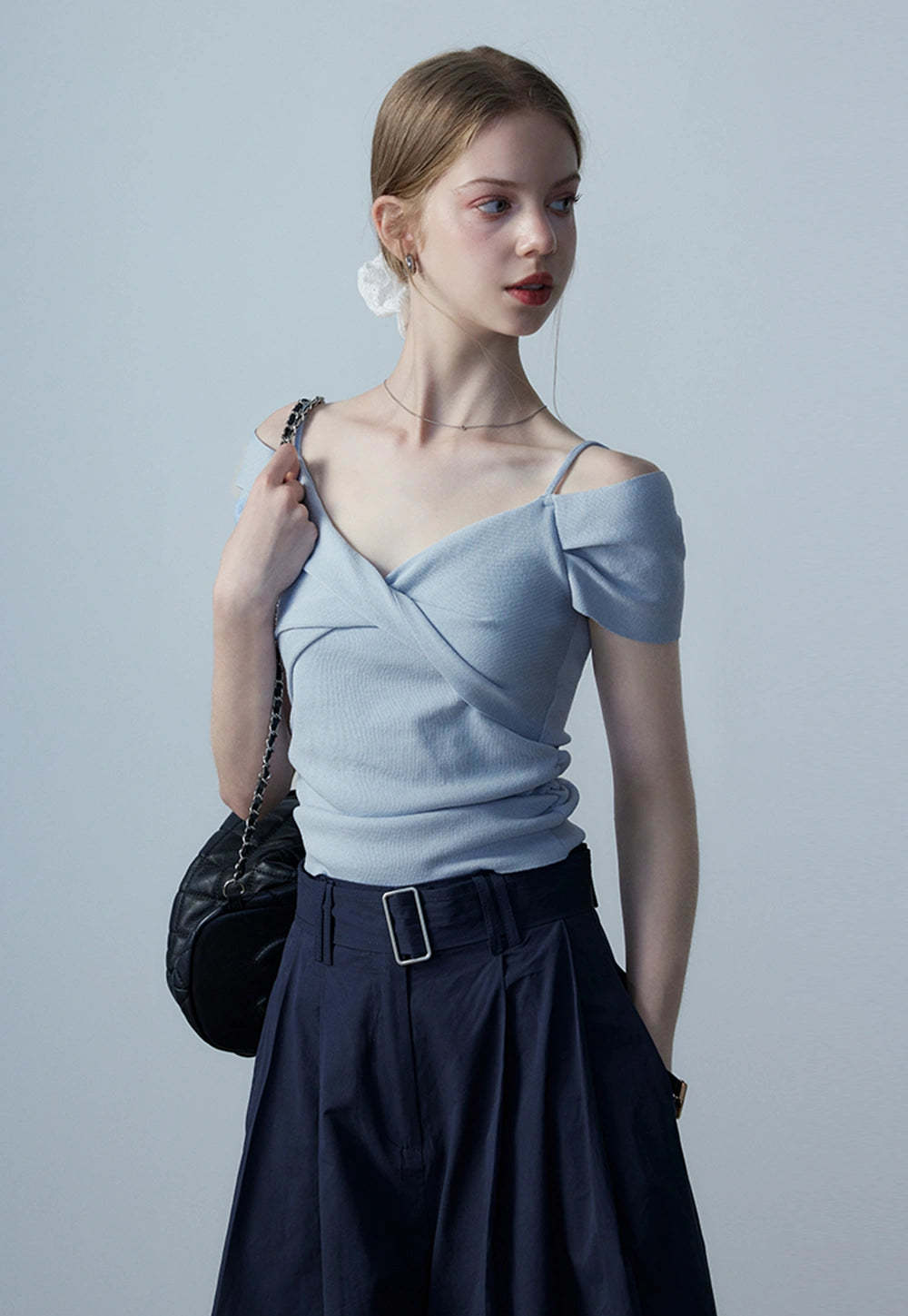 Women's Off Shoulder Short Sleeve Knit Top