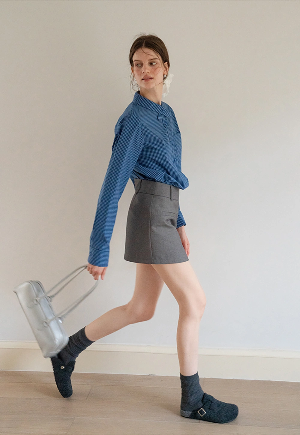 Womens Gingham Bow-Collar Long Sleeve Shirt