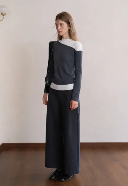 Contrast Panel Knit Top