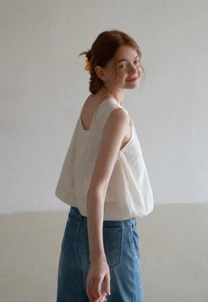 Women’s Twist Halter Top