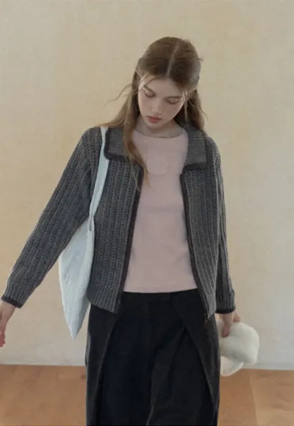 Contrast Trim Zip-Up Knit Cardigan