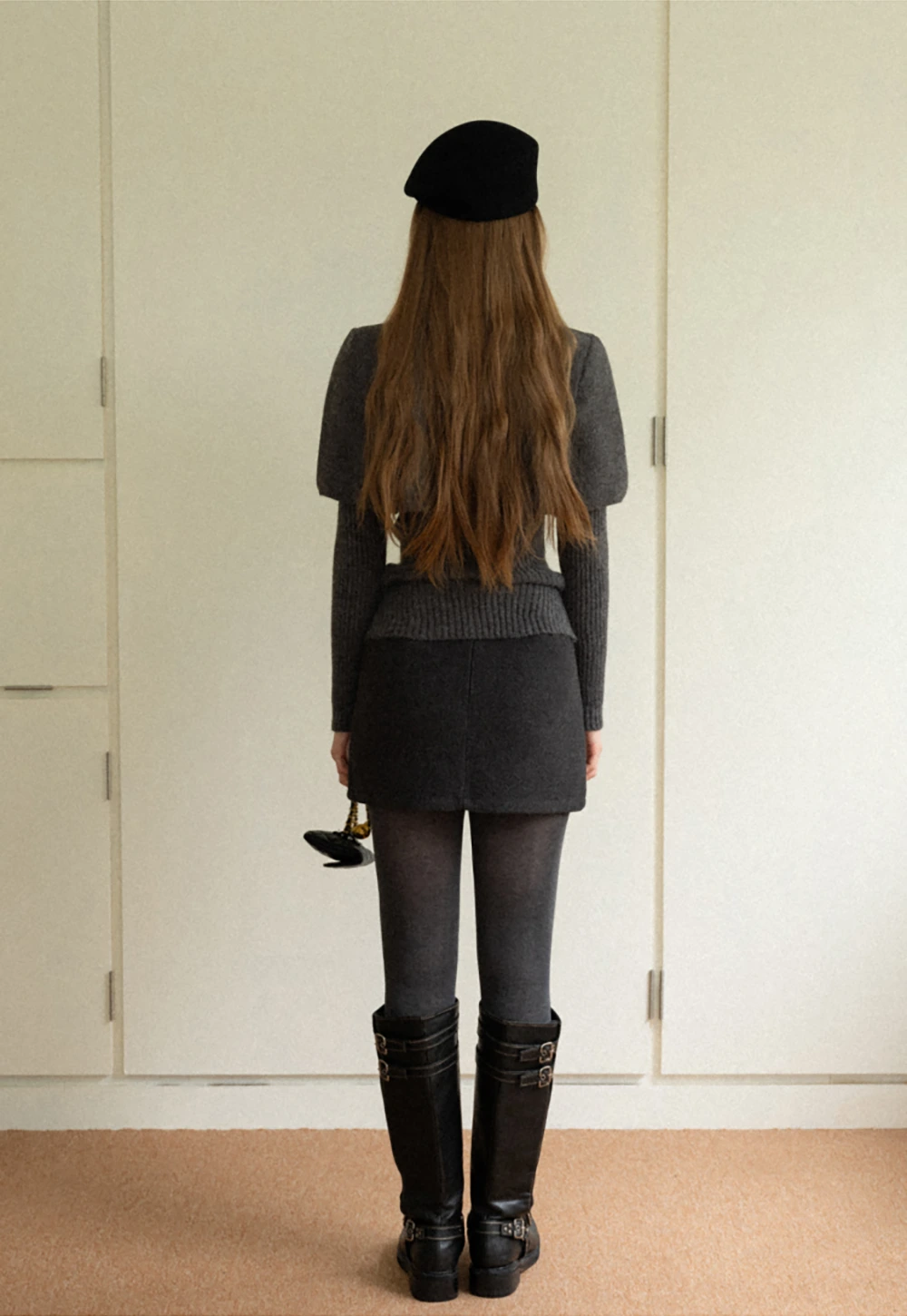 Cropped Buttoned Cape with V-Neck Fitted Thick Knit Sweater