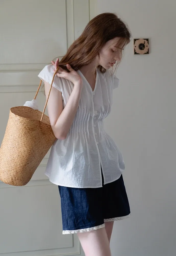 Women’s Pleated V-Neck Button Peplum Blouse