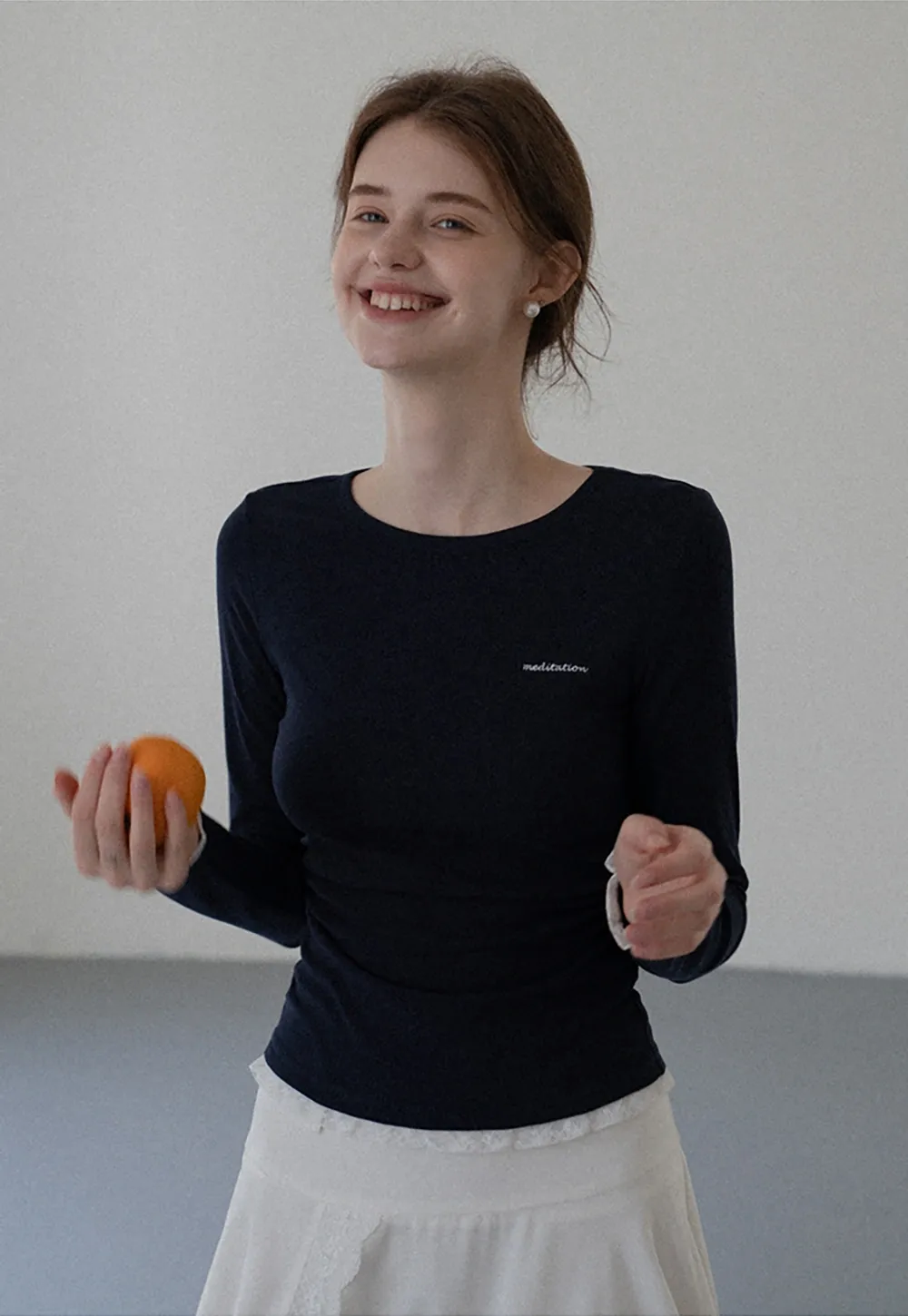 Women Crew Neck Ruched Side Lace Trim Long Sleeve Tee