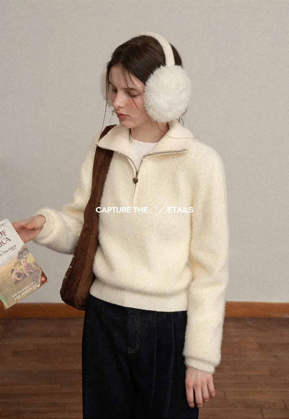 Elegant Knit Sweater with Polo Collar Design