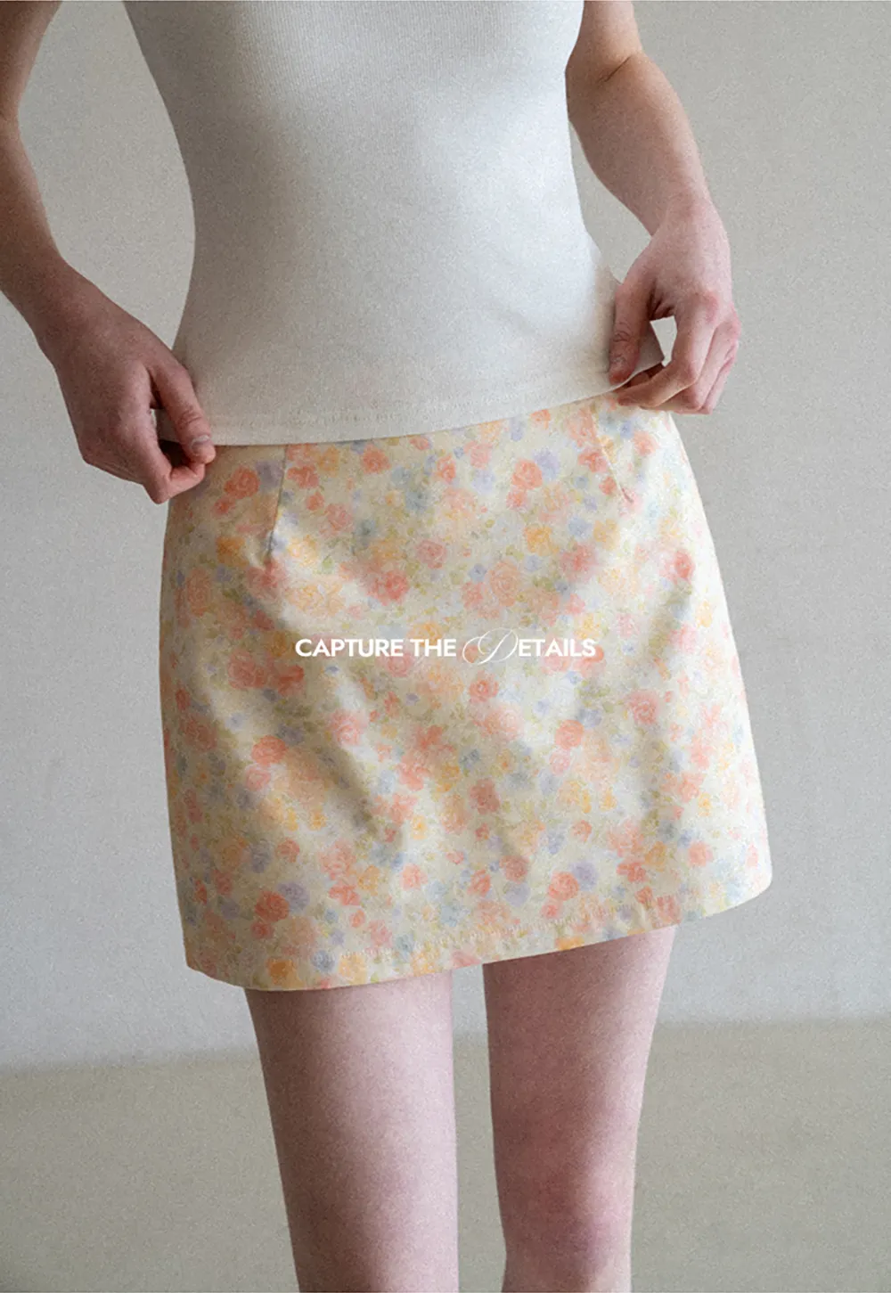 Floral Print Mini Skirt with Fitted Waist