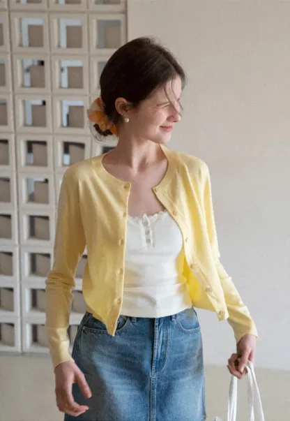 Lightweight Knit Cardigan with Button Front