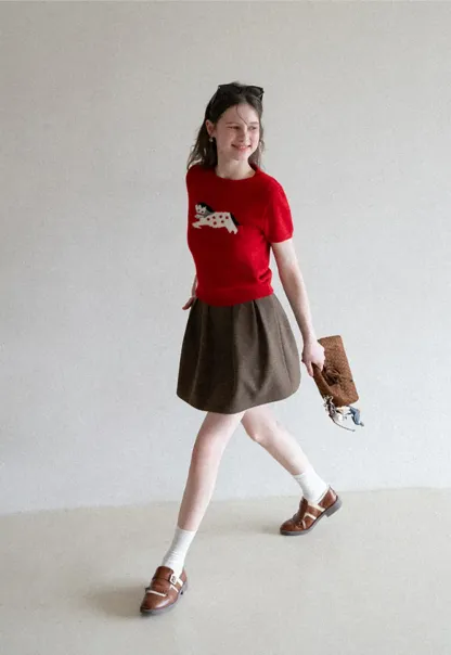 Stylish Knit Cardigan with Embroidered Design