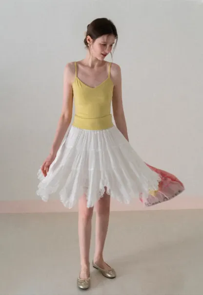 V neck thin strap fitted tank top