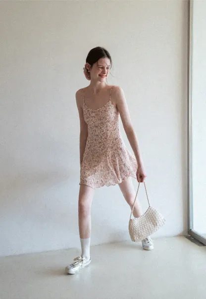 Floral Print Sleeveless Mini Dress with Pleated Skirt