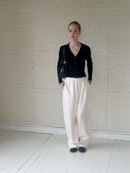 Women’s Ribbed V-Neck Cardigan with Button Detail