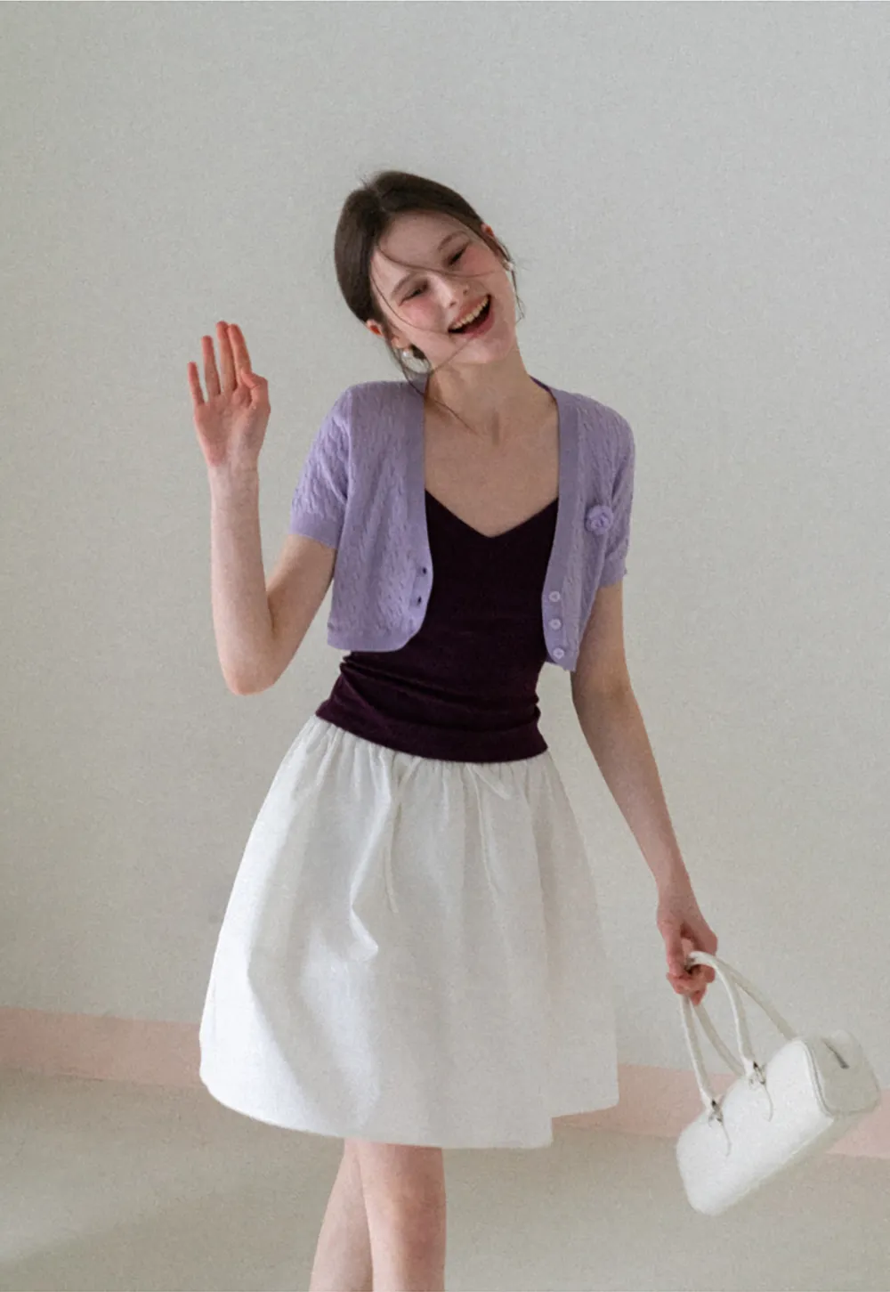 V neck thin strap fitted tank top