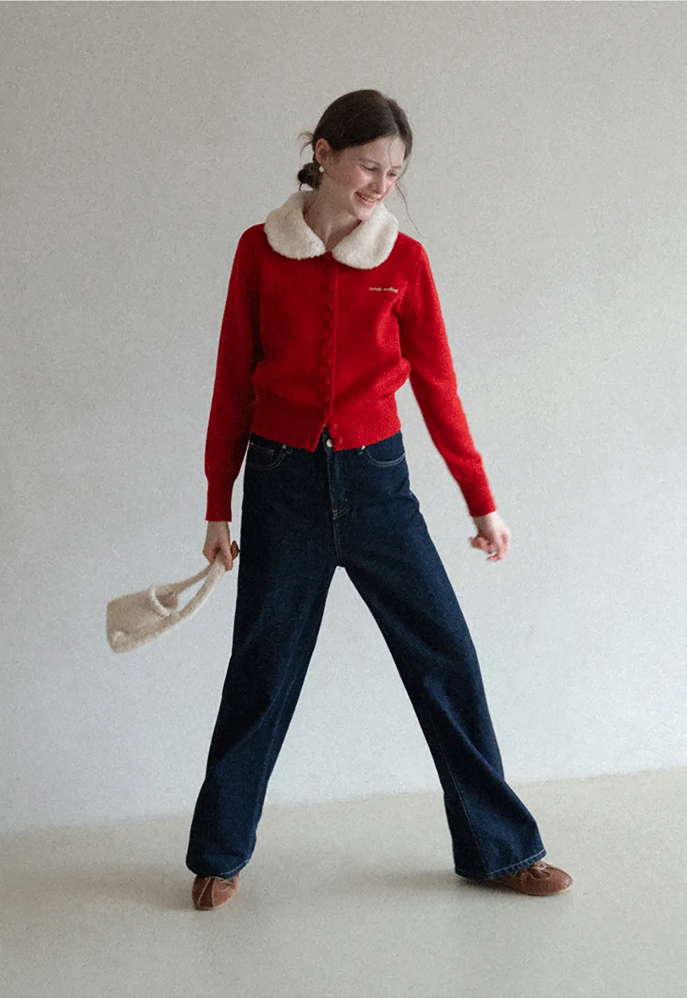 Soft Collar Knit Cardigan with Embroidery Design