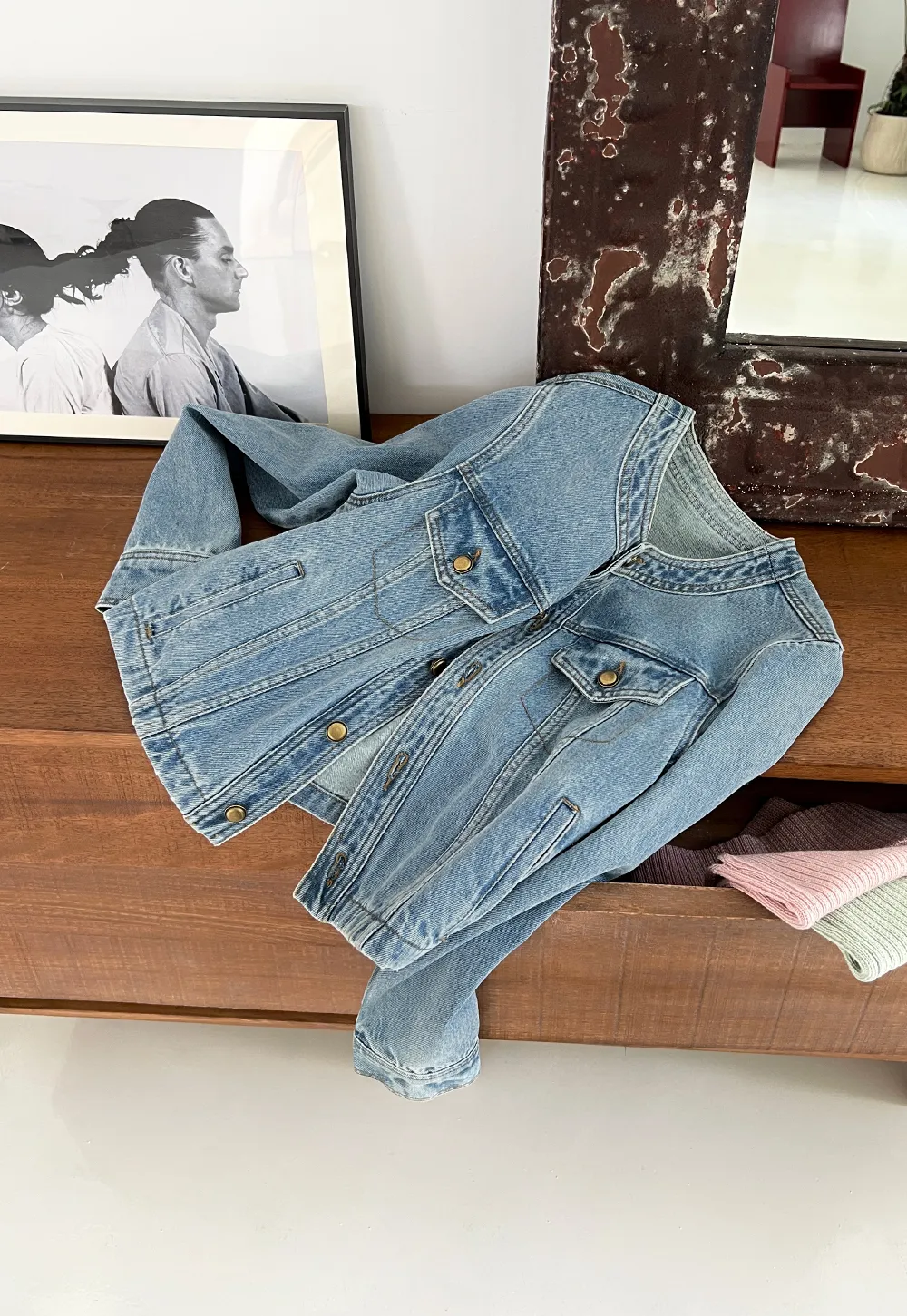 Denim short jacket with button front and chest pockets
