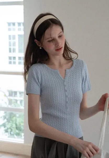 Cable Knit Short Sleeve V Neck Sweater